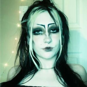 Meet your Posher, Adelaide